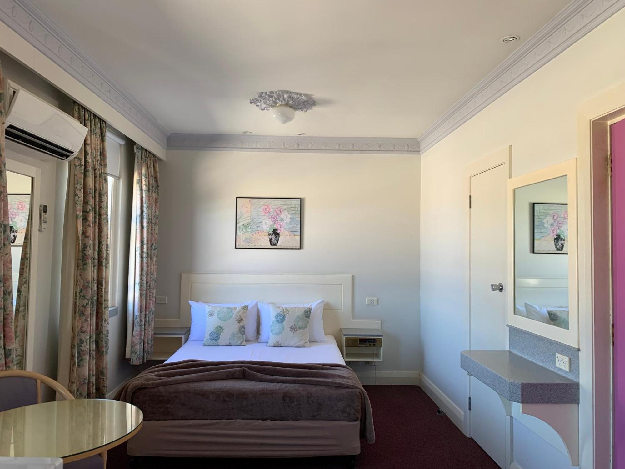 Moruya Monarch Hotel Екстериор снимка